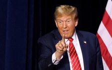 Cổ phiếu lại lao dốc, ông Trump nói thị trường cần ‘liều thuốc đắng’