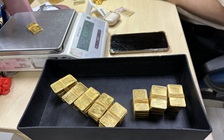 Vàng lao thẳng đứng trong phiên giao dịch Mỹ