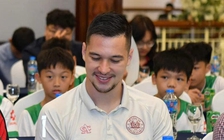 Thủ môn Nguyễn Filip tiết lộ bất ngờ về tuổi thơ chơi bóng đá ở CH Czech