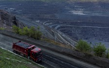 Người Ukraine phản đối thỏa thuận khoáng sản với Mỹ