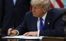 Ông Trump ký sắc lệnh giảm giá thuốc