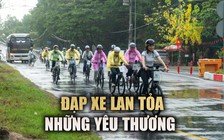 Đạp xe, vượt mưa gió gần 20km: Hành trình mang yêu thương đến trẻ mồ côi