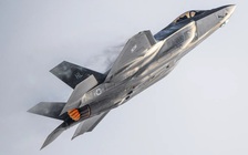 Tên lửa Houthi suýt bắn trúng chiến đấu cơ F-35 của Mỹ