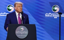 Ông Trump hứa Mỹ không ‘rao giảng về cách sống’, gây chấn động Trung Đông