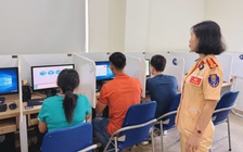 Bộ 600 câu hỏi thi bằng lái xe của Cục CSGT: Sai câu 'điểm liệt' là rớt!