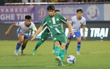Công Phượng chứng minh giá trị: Trận PVF-CAND chạm trán Bình Phước cực hay!