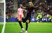Yamal tạo thống kê khủng trong ngày Barcelona vô địch La Liga trước 2 vòng đấu