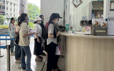 Đeo khẩu trang nơi đông người để chủ động phòng dịch Covid-19 trở lại
