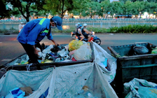 TP.HCM chưa tính thu phí rác theo ký