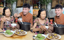 Làm thịt kho tàu, canh khổ qua từ... rau câu, chàng trai miền Tây nhận 'triệu view'