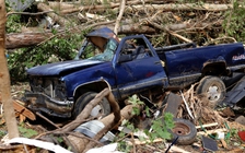 Mưa bão càn quét nhiều vùng nước Mỹ