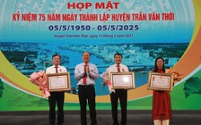 Cà Mau mừng sinh nhật Bác và kỷ niệm 75 năm thành lập H.Trần Văn Thời