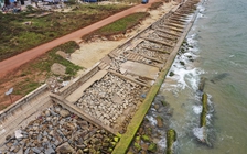 Mất ngủ vì kè Tam Quan không chống nổi triều cường