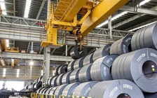 Thép HRC khổ rộng Trung Quốc lách thuế chống bán phá giá đổ vào Việt Nam?