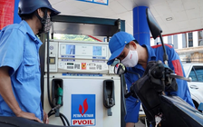 Giá xăng giảm, giá dầu tăng từ 15 giờ hôm nay