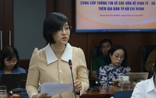 Vì sao thực phẩm giả, kém chất lượng bán tràn lan tại TP.HCM?