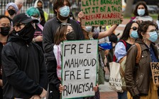 Nhà Trắng 'chơi lớn' trừng phạt Đại học Harvard