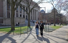 Thẩm phán chặn lệnh cấm Đại học Harvard tuyển sinh viên quốc tế