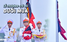 Lễ thượng cờ rủ dưới mưa Quốc tang nguyên Chủ tịch nước Trần Đức Lương