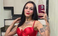 Người mẫu Brazil bị bạn trai đâm 10 nhát dao khi đang livestream