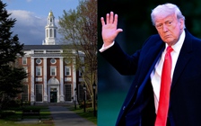 Ông Trump nói sinh viên nước ngoài giành chỗ của sinh viên Mỹ ở Harvard