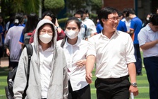 Bí quyết ôn thi tốt nghiệp THPT đạt điểm cao: Chèn câu vào đoạn văn trong tiếng Anh