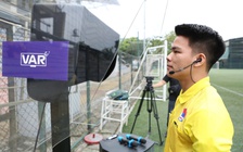 Giảng viên FIFA giám sát chặt chẽ, chấm điểm trọng tài VAR khóa 4: Sẽ đánh trượt nếu…