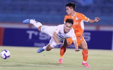 Đội đầu tiên xuống hạng sắp lộ diện, V-League nóng không tưởng