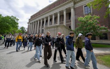 Chính quyền Mỹ sẽ cắt toàn bộ tài trợ cho Harvard