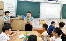 Phụ huynh vào mùa tìm bán trú, hoạt động hè cho con