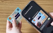 Doanh nghiệp đăng ký sinh trắc học với ngân hàng trước 1.7