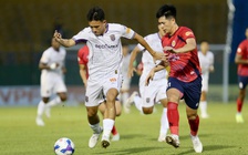 Trái ngược: Minh Khoa ghi điểm trước ngày lên đội tuyển, Tiến Linh ‘buồn thiu’ vì dự bị cả trận