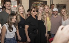 Sẽ ra sao nếu Tom Cruise thay Brad Pitt đóng bom tấn ‘F1’?
