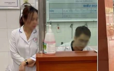 Đình chỉ 5 bác sĩ, điều dưỡng vụ 'đóng đủ tiền mới cấp cứu'