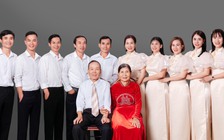 'Siêu' gia đình có 10 người con, đầy đủ nếp tẻ: Dân mạng khen 'sinh khéo quá!'