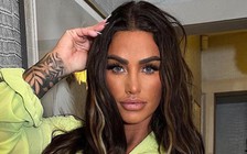 Cựu 'bom sex' Katie Price kể chuyện phá sản: '6 năm qua là địa ngục'