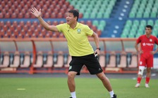 HLV Nguyễn Anh Đức ngồi ghế nóng CLB Bình Dương: Ta về ta tắm ao ta