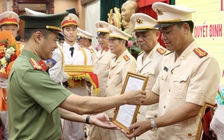 Thêm 30 lãnh đạo cấp phòng của Công an Hà Nội nghỉ hưu trước tuổi