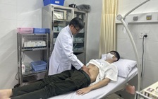 Một bệnh nhân viêm loét dạ dày nặng có liên quan nghiện điện thoại