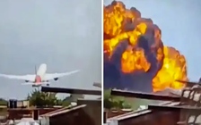 Khoảnh khắc máy bay chở 242 người rơi ở Ấn Độ