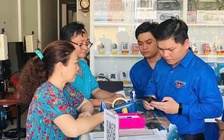 Đội hình Bình dân học vụ số cùng người dân chinh phục không gian mạng