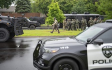 NÓNG: Chấn động vợ chồng nghị viên Mỹ bị bắn chết tại nhà riêng