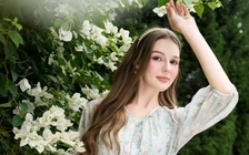Váy hoa cổ điển, nét lãng mạn của nàng thơ ngày hè