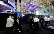 Pháp đóng cửa 4 gian trưng bày của Israel tại Triển lãm Hàng không, Israel nổi giận