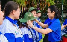 Mang sức trẻ đến với biển, đảo quê hương