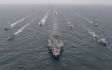 Mỹ điều nhóm tàu sân bay từ Biển Đông chi viện cho Trung Đông