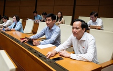 Quốc hội 'chốt' giảm thuế VAT 2% đến hết 2026