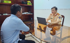 CSGT Vĩnh Long xử phạt tài xế xe tải chạy ngược chiều trên QL1