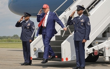 Nhà Trắng và Harvard giải quyết bất đồng