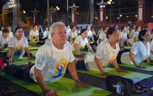 'Tinh thần vui vẻ hơn nhờ bộ môn yoga'
